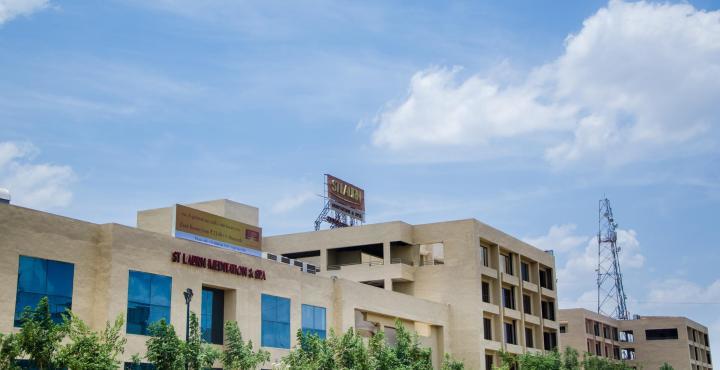 St Laurn The Spiritual Resort Shirdi Buitenkant foto